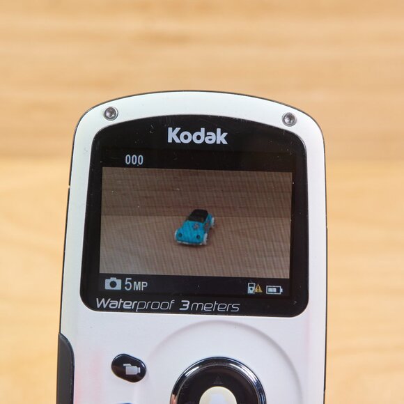 Kodak PlaySport Zx3 HD Waterproof Pocket Video Camera - Picture 7 of 8